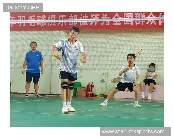 上海羽毛球队在全国羽毛球速度排行榜中荣获第八名的佳绩引发关注 上海羽毛球队在全国羽毛球速度排行榜中荣获第八名的佳绩引发关注