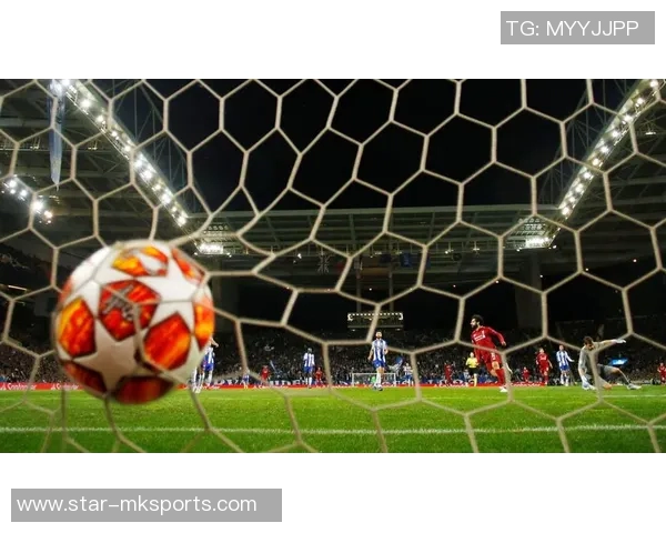 热议南京乒乓球队技术变革与欧冠足球的精彩对比与启示